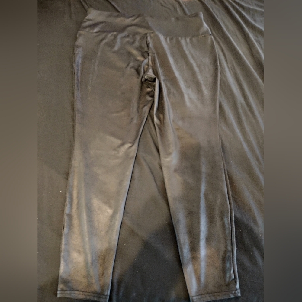 Terra And Sky Black Metallic Marbled Look Leggings Size 14W